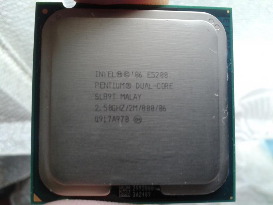 Core-Duo Intel Pentium 2.5 GHZ Malayziya