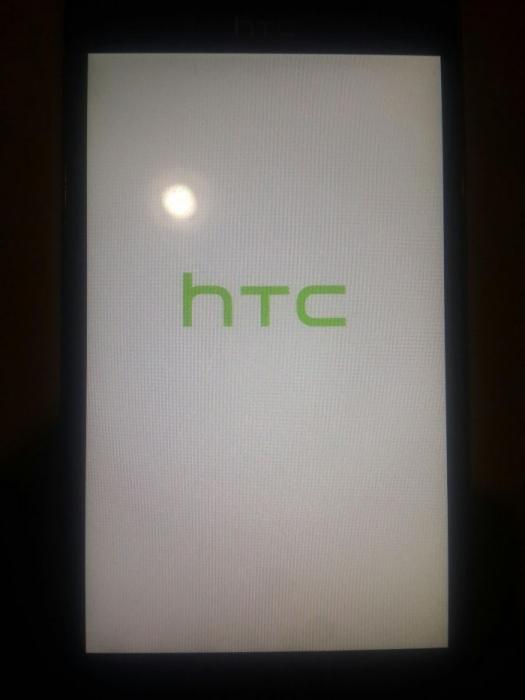 HTC desire 300 під відновлення або на запчастини.