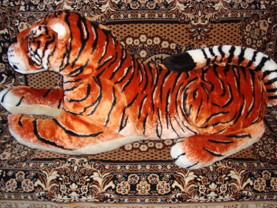 Велика м'яка іграшка Тигр