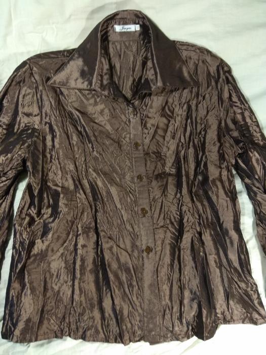 Блуза шоколадного цвета,  из парчи на 50 – 52 размер