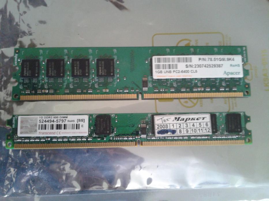1Gb DDR2 800 CL5 Apacer u 1Gb Transcend DDR2 800 CL5