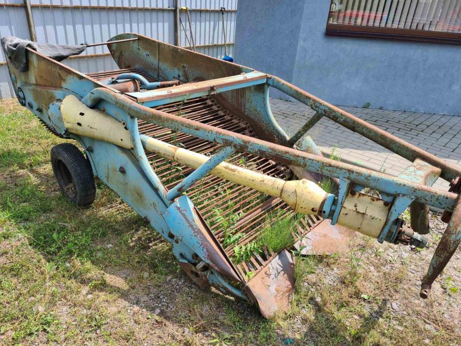 Картоплекопачка дворядна транспортерна Z-609 фірми Agromet (Польща)