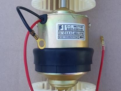 Электромотор вентилятор испарителя кондиционера 12/ 24В.
