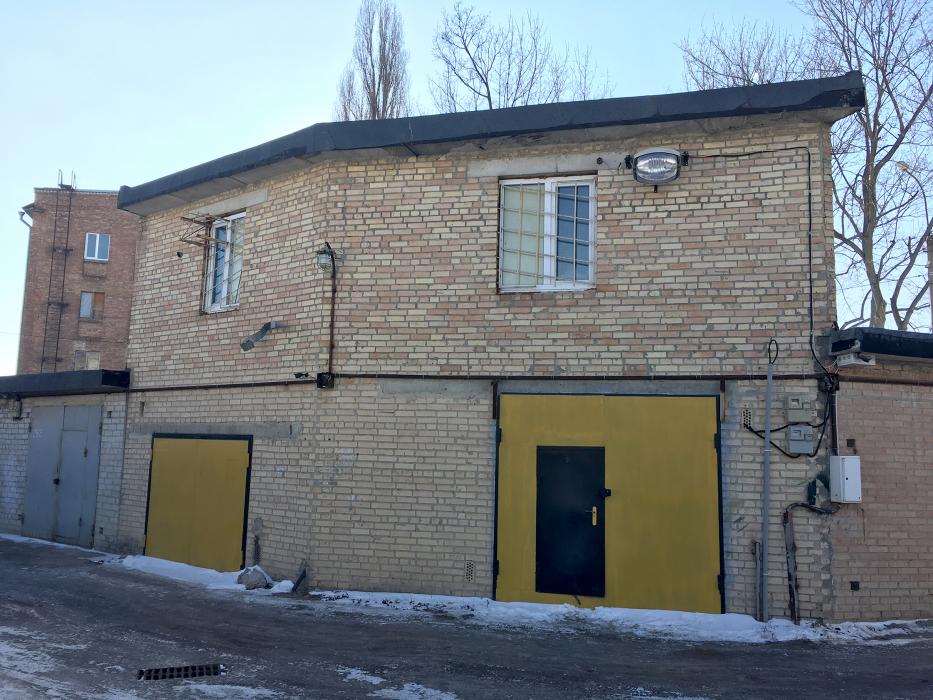 Сдается двухэтажный гараж, Киев - Оболонь 