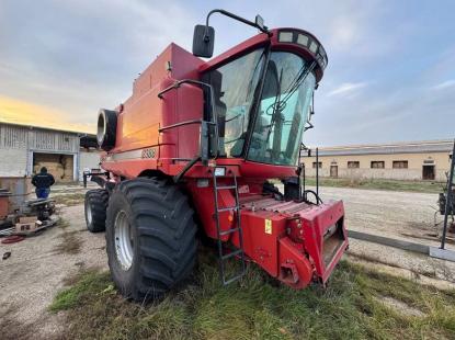 комбайн CASE IH 2388  2007 року вигот. двигун 285к.с. напрац. 3200/220