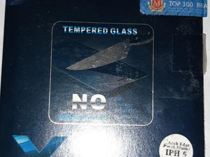 Защитные стекла для смартфонов