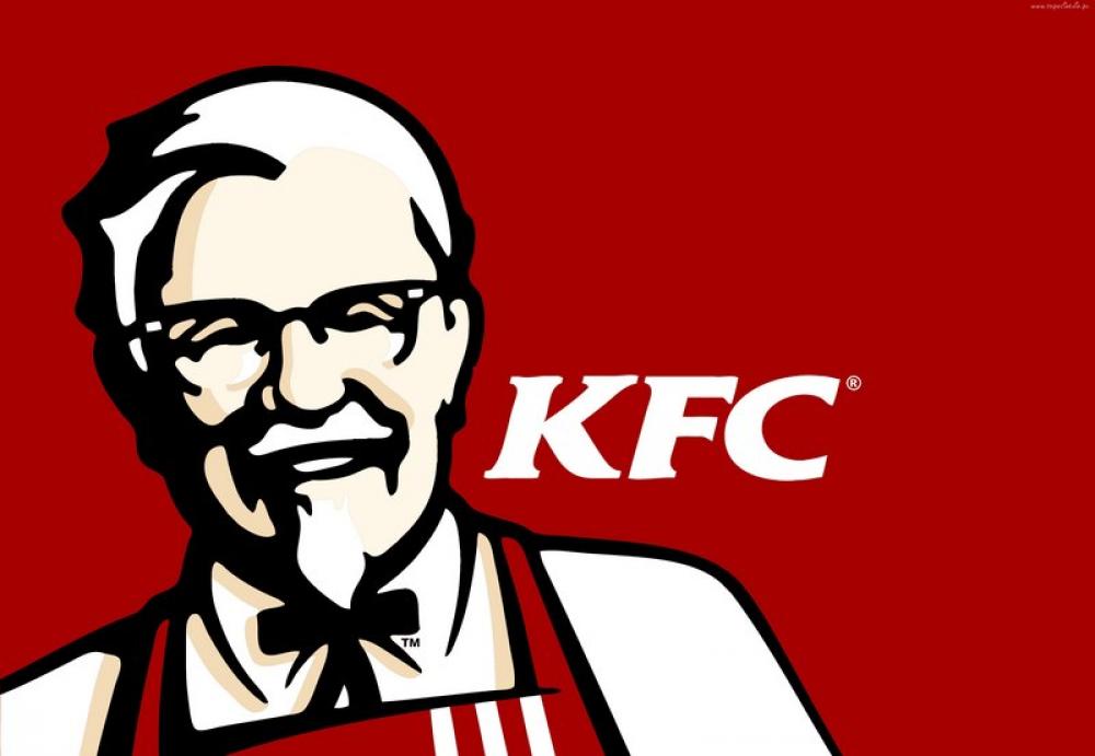Работник кухни KFC в Польше