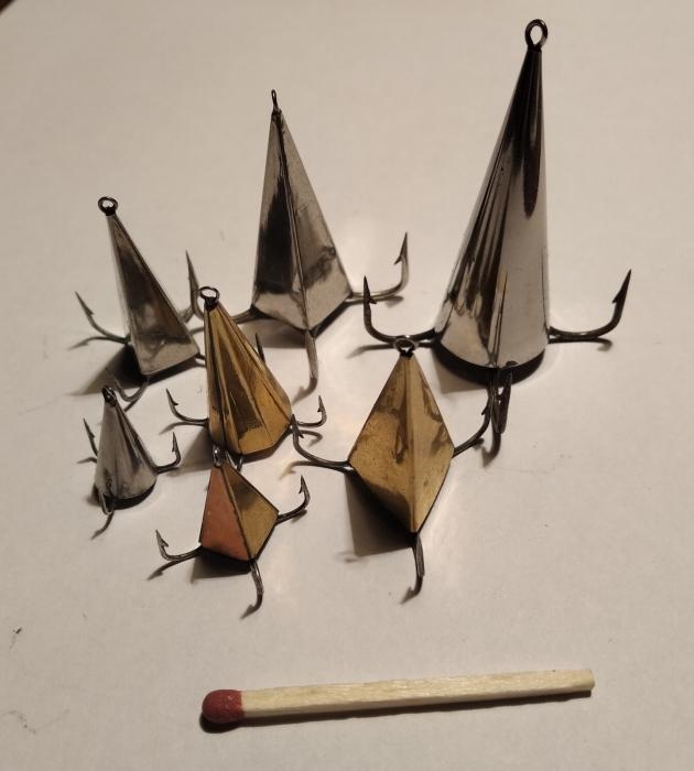 Блешня 'Конус' ручної роботи для лову хижака: окуня, щуки, судака і т.