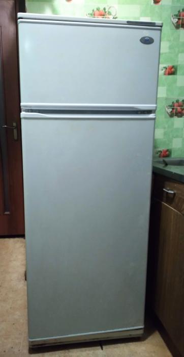 Продам холодильник  Атлант МХМ-268 Б\У 2006року випуску,з документами!