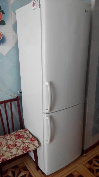 Продам холодильник LG GA-8409UCA