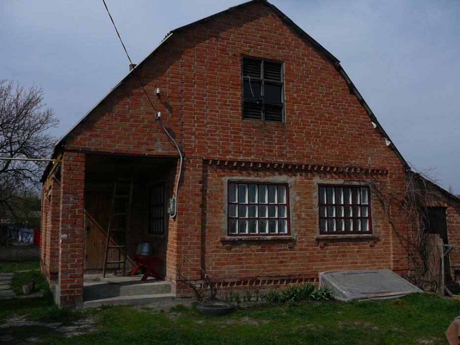 Продам дом в селе Малая Перещепина Полтавской области.