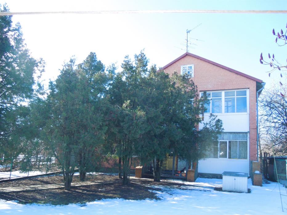 Будинок в Розсошенцях, поряд з ДАІ та районом Садовий