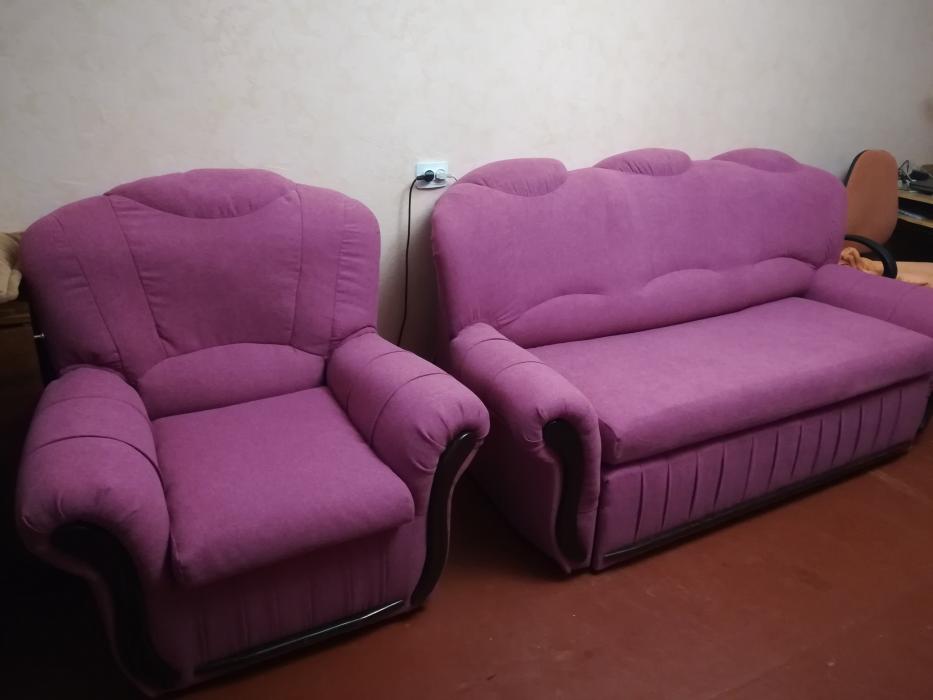 Меблі м'яка, диван+2 крісла, каркас-дерево, кол. фуксія