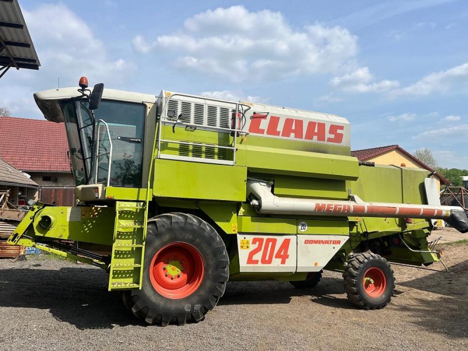 Комбайн клавішний Claas Mega 204  1996р.в.  двигун Мерседес 