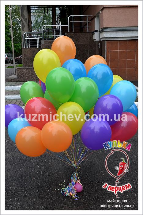 Кульки з гелієм, повітряні кульки, квіти з кульок, фольговані кульки.