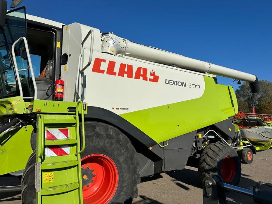 комбайн Claas Lexion 600 ,Рік випуску 2010  двигатель.Мерседес.OM502LA