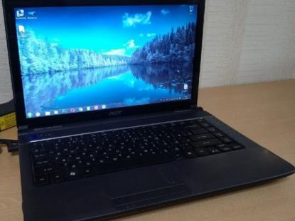 Ноутбук Acer Aspire 4740G (core i3, 4 гига).