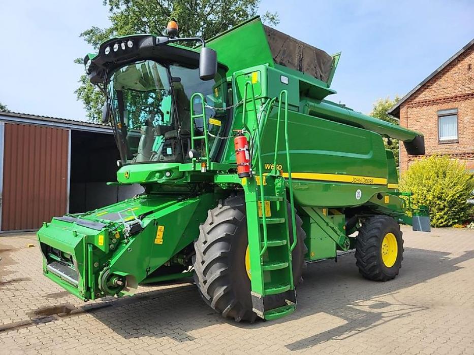 зернозбиральний комбайн John Deere W650  рік випуску 2012 