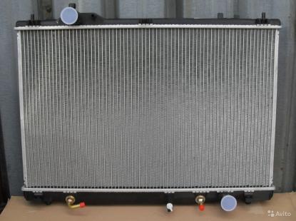 Лексус LS 460. 2006 - 2012 - Радиатор охлаждения двигателя.