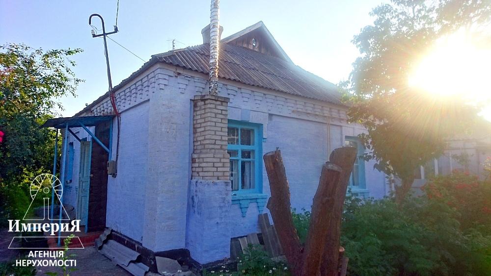 Продам кирпичный дом на Григория Сковороды.