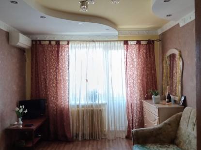 Мотель, 2-кімн. квартира, 9/9-пов. цегл. буд., ОСББ, 0954865