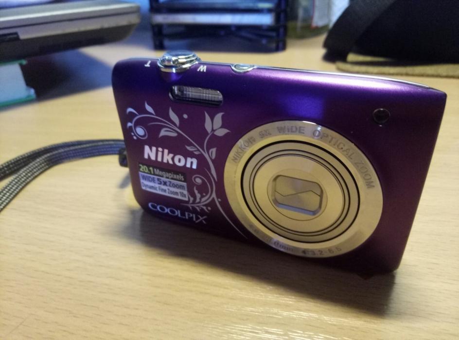 Продам цифровой фотоаппарат с видео Nikon, COOLPIX S2900+ че