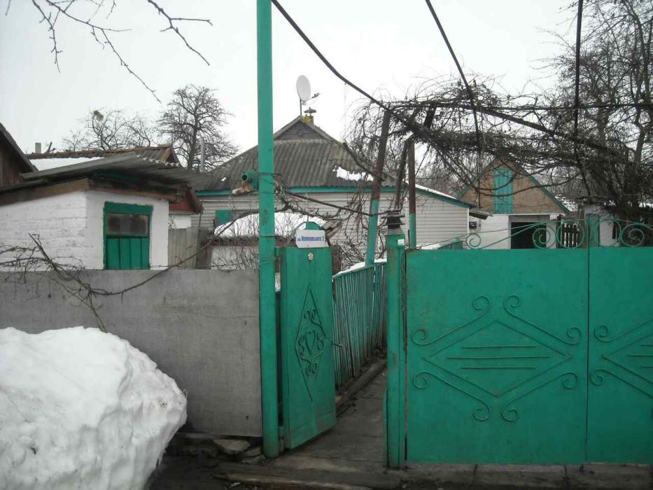 Будинок у смт. Гоголеве