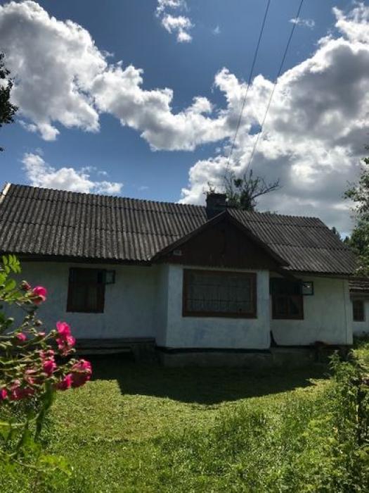 Продаж будинку у селі Поляна Львівської області 